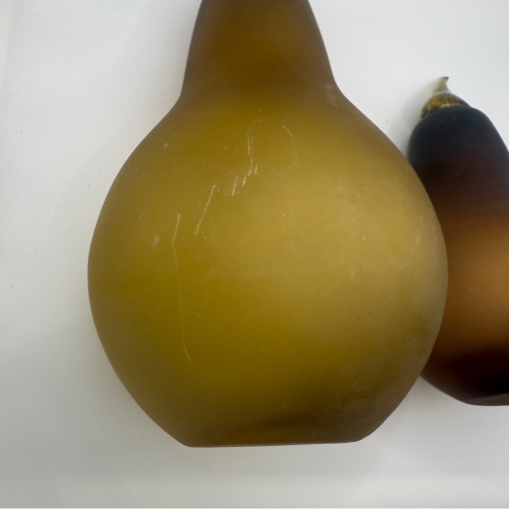 Elegant Glass Pear Sculpture Set - Amber and rust

Art deco - Picture 2 of 8
